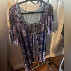 Purple and blue dress with short bell sleeves PL